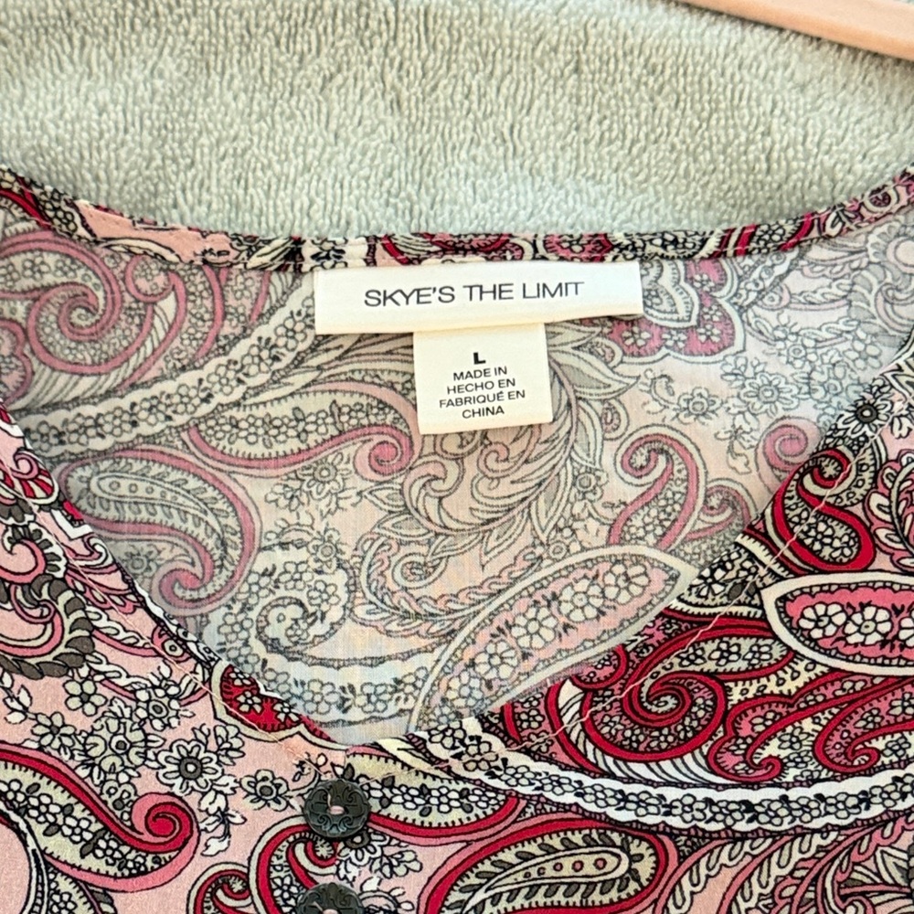 Skye's the Limit Pink and Red Paisley Button-Front Top